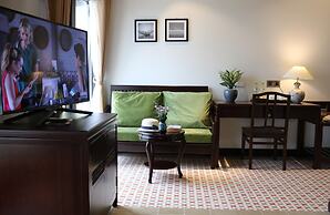 Roxana River Villa