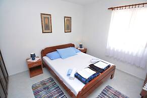 Apartments & Rooms Vanja