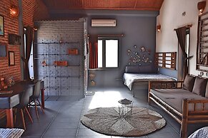 The Happy Bird B&B