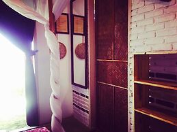 The Happy Bird B&B