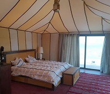 Canyon Lodge
