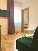 Bob Apartments