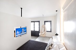 George & Joanna Suites