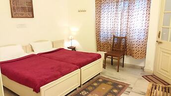 Hotel Pratap Bhawan