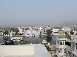 Hotel Pratap Bhawan