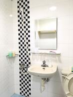 H Fun Hotel
