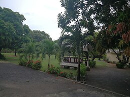 Hidaway Resort