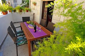 Sutivan Getaway Apartment Lavanda