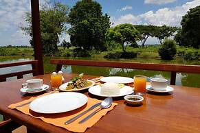 Kingfisher Ecolodge