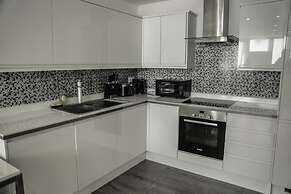 MD Luxury Apartment