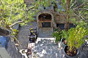 Spitakia Cottages