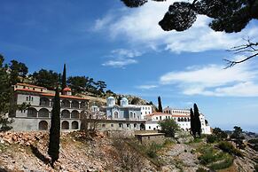 Spitakia Cottages