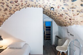 Spitakia Cottages