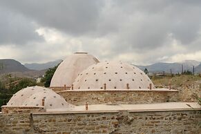 Spitakia Cottages