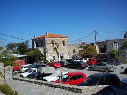 Spitakia Cottages