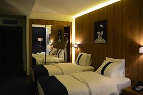 Monarch Hotel Amman