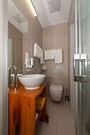 BS16 HOTEL