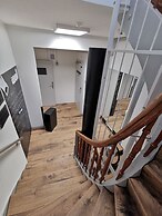 BS16 HOTEL
