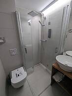 BS16 HOTEL