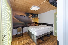 BS16 HOTEL