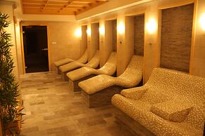 7 Pools SPA & Apartments