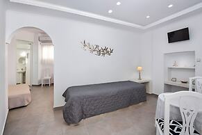 Vina's Place