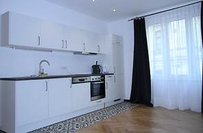 Edelweiss City Apartments State Opera