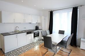 Edelweiss City Apartments State Opera