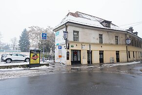 Turn Hostel