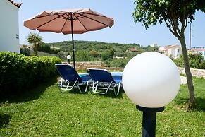 Chill & Relax Home with Pool near Beach