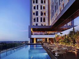 Movenpick Surabaya City
