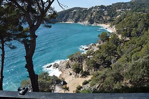 Les Terrasses De Cala Llevado 01