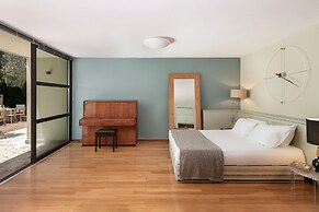 Villa 7 Masterwork Contemporary