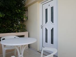 Litinas Apartments
