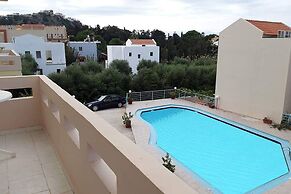 Litinas Apartments