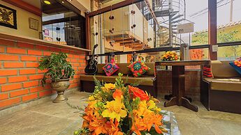 Andean Atoq Hostel