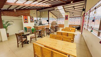 Andean Atoq Hostel