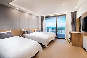 Utop Marina Hotel & Resort