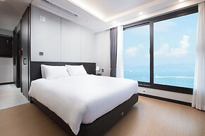Utop Marina Hotel & Resort