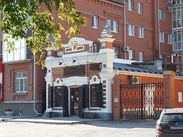 Dvoryanskaya Hotel