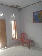 Menjangan Hostel