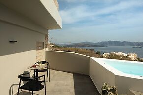 Black Diamond Suites - Adults Only