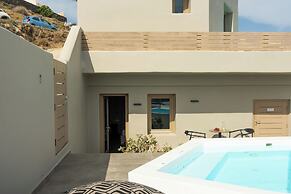 Black Diamond Suites - Adults Only