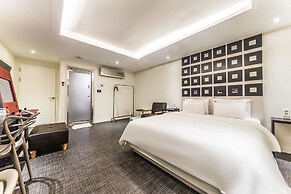 HoTel KINO