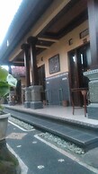 Dewi Antara Homestay