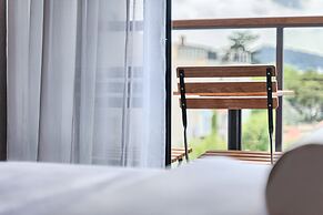 Time Boutique Hotel