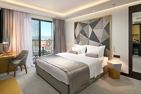 Time Boutique Hotel