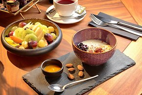 Time Boutique Hotel