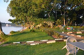 Ssese Islands Beach Hotel - Hostel