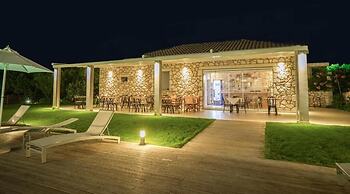 Zante Suites